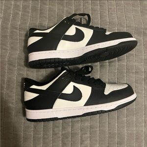 Nike dunk low Black and White Low-Top Sneakers